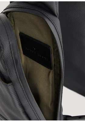 TOM TAILOR Bastian Asymetric 203, Fekete Táska