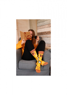 DEDOLES Coffee Time, Sárga Mintás Magasszárú Zokni