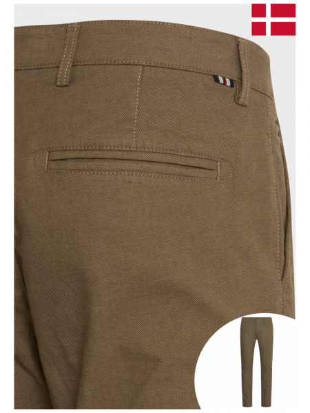 FQ1924 Forestville 0880, Barna Chinonadrág